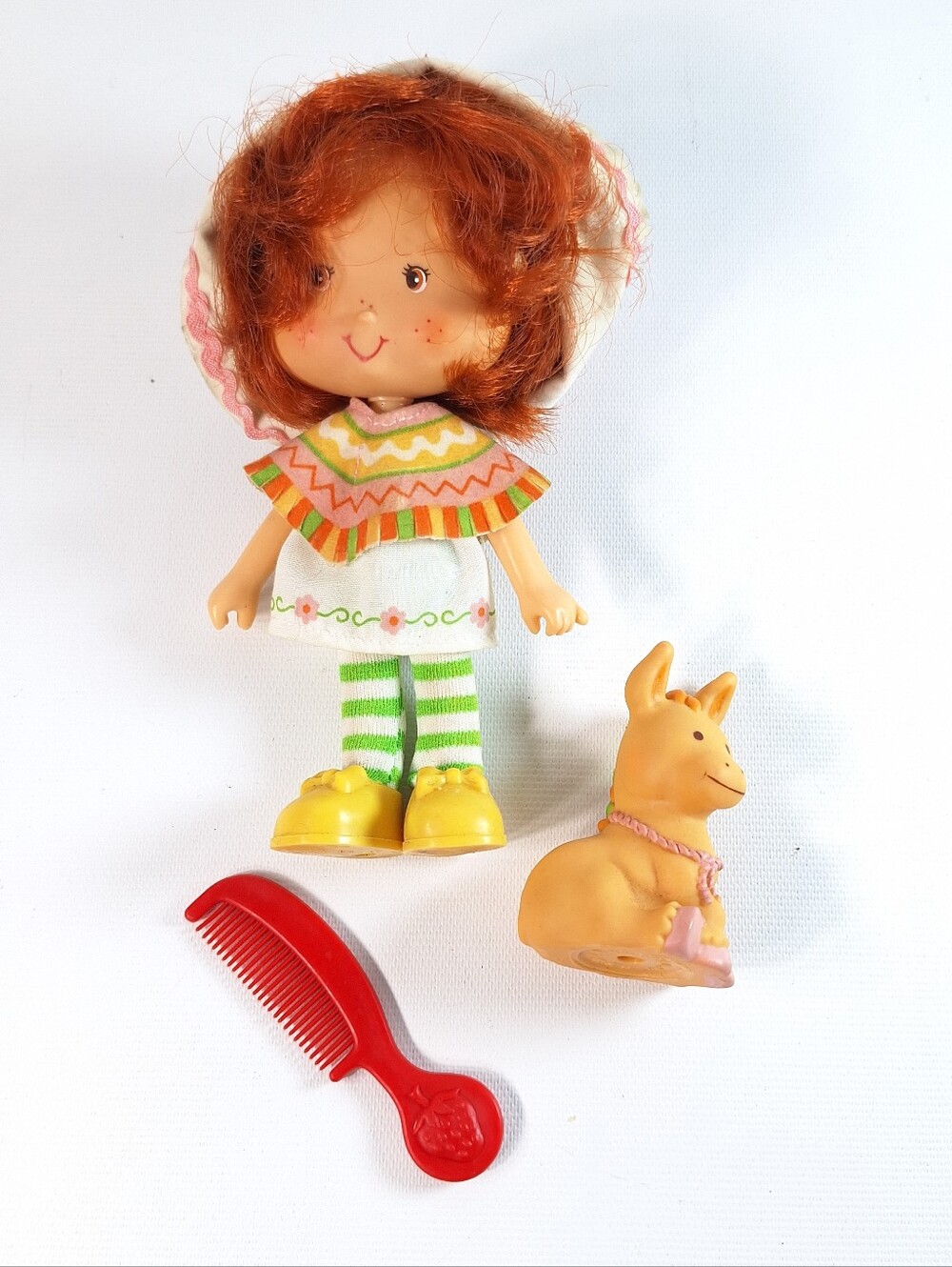 Vintage 1982 Kenner Strawberry Shortcake Cafe Ole Doll Burrito Pet Donkey Comb